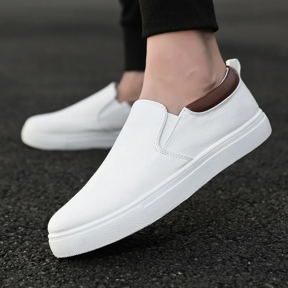 Spring Autumn 2022 New Men Casual Shoes Canvas Breathable Loafers Fashion Sneakers Men Shoes Low Cut Plus Size 47 Mens Shoes