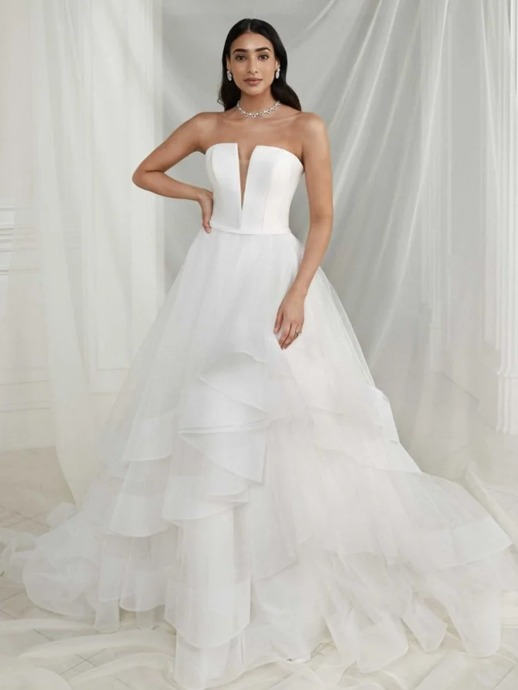 

Graceful A Line Wedding Dress Tulle V Neck Strapless With Sleeveless Bride Robes With Tiered Ruffled Свадебное платье For Bride