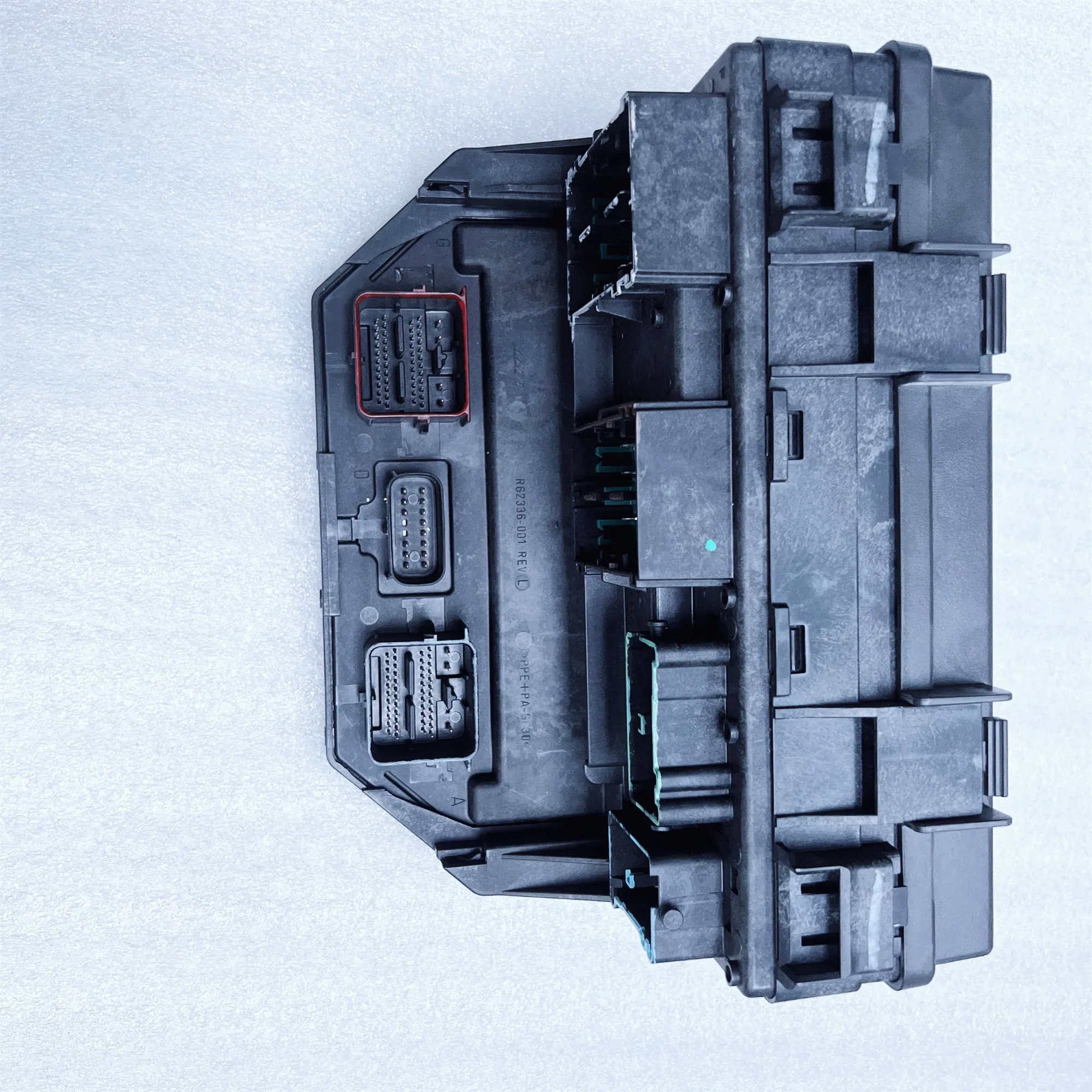 Original Comprehensive Power (Module, Power Center, Fuse Box Assembly) 68263897AA, R8263897AA, Suitable For: Jeep Wrangler JK, 2