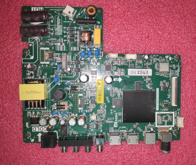 

Free shipping! TPD.T962SX.PB793 Three in one TV motherboard tested well 60--70v 300ma 55w working good