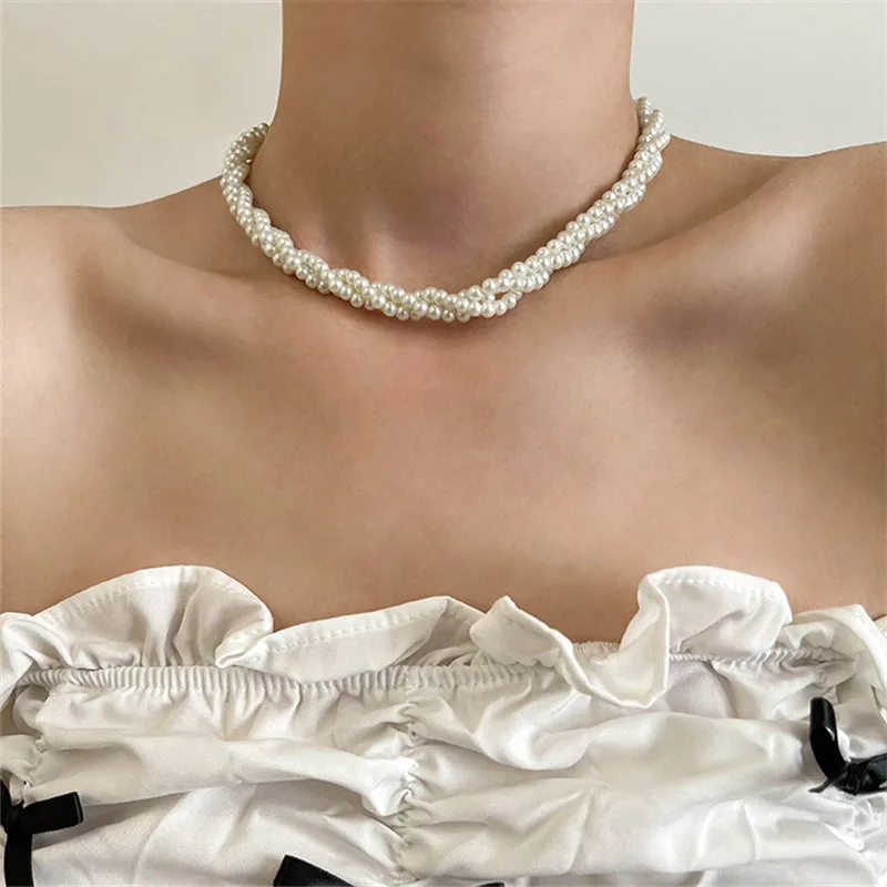 Vintage Multi-layer Enwind Imitation Pearl Necklace Female Minimalism Collarbone Chain White Beaded Necklaces Wedding Jewerly