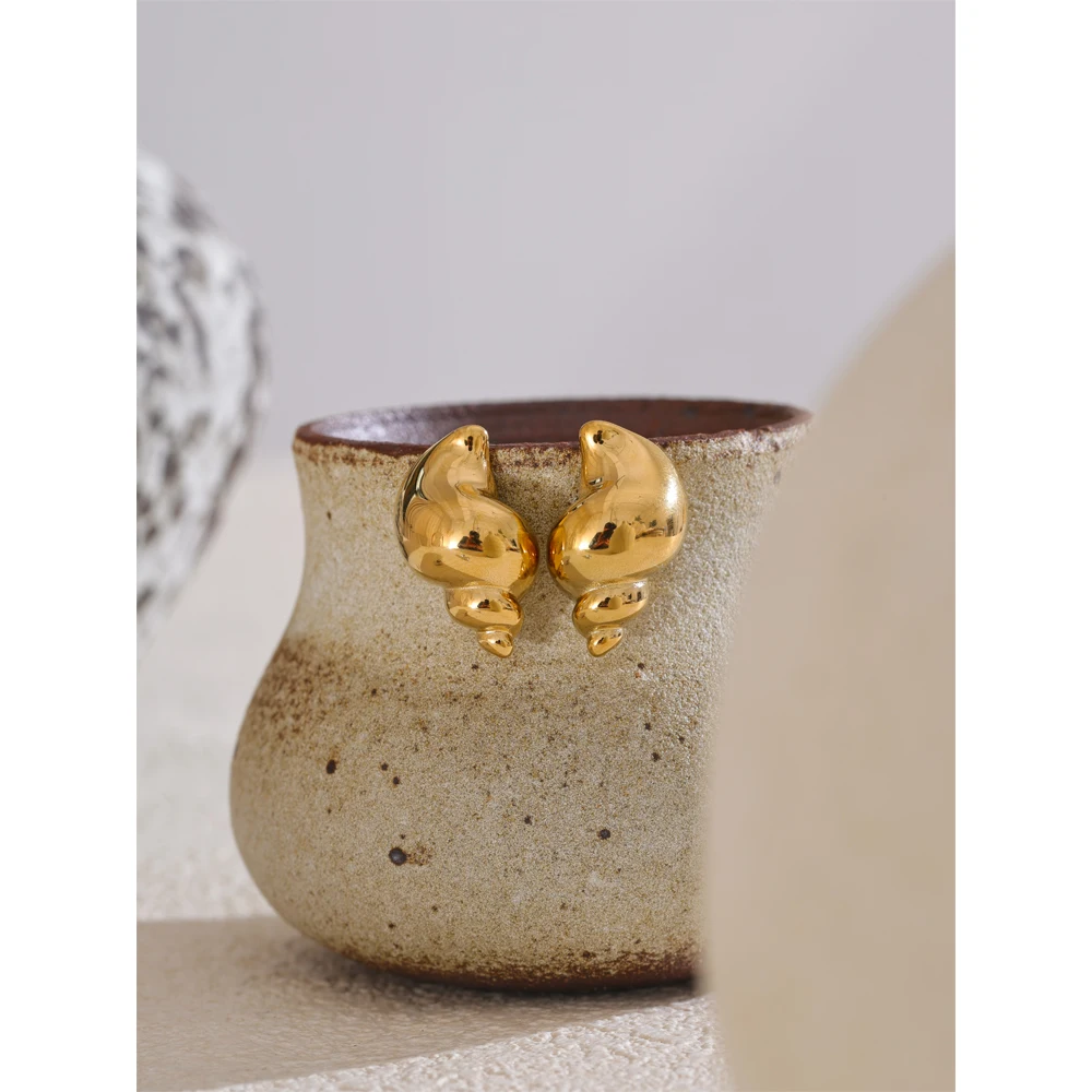 Yhpup Conch Stud Earrings for Women