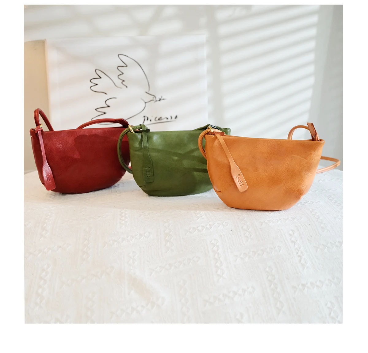 Outdoor-Tageshandtasche aus echtem Leder für Damen, handgefertigt, kleine Umhängetasche aus pflanzlich gegerbtem Rindsleder, schlichte Crossbody-Tasche – Detail 23