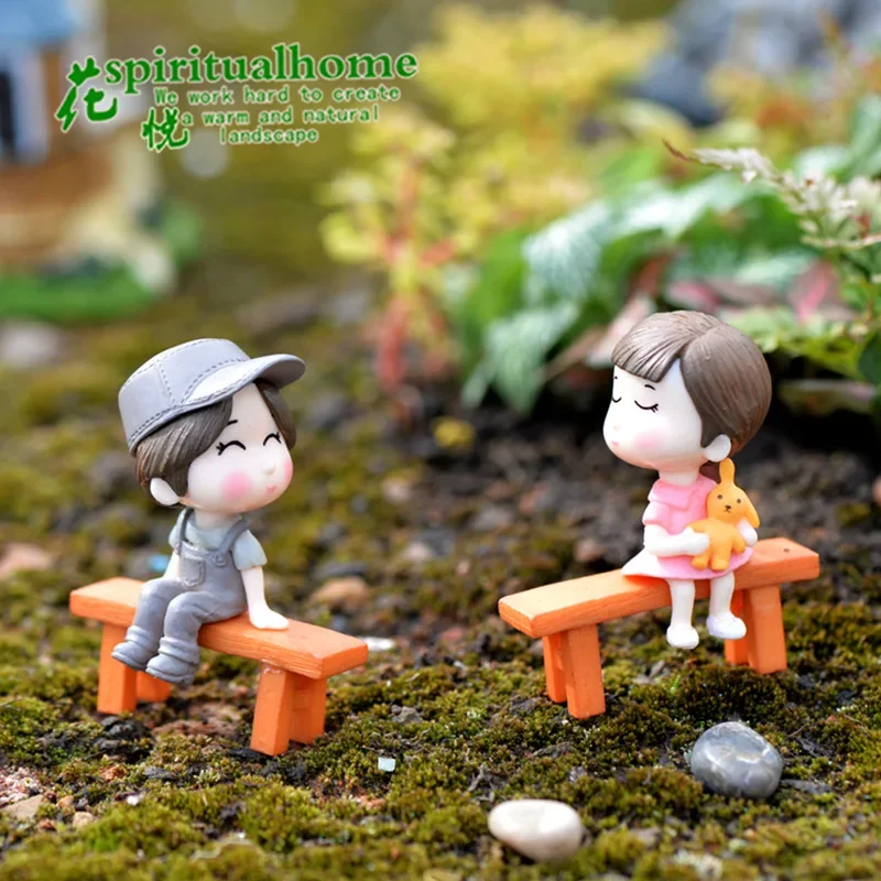 Sitting on The Bench Kissing Couple Wedding Doll Figurines Valentine's Day Gift Cartoon Boy Girl Doll Modern Home Decor 3pcs