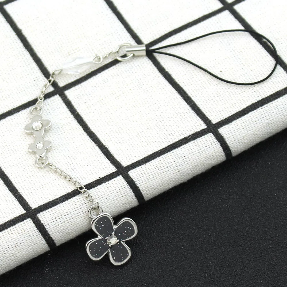 Anime-Inspired Kimi Ni Todoke Keychain with Flower Pendant