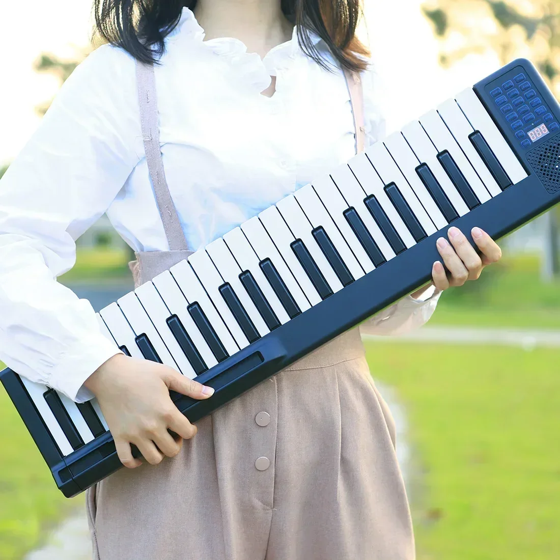 

IRIN 88 Keys Foldable Spliced Electronic Piano Multifunctional Portable 128 Tones Digital Piano Keyboard Instrument Black/White