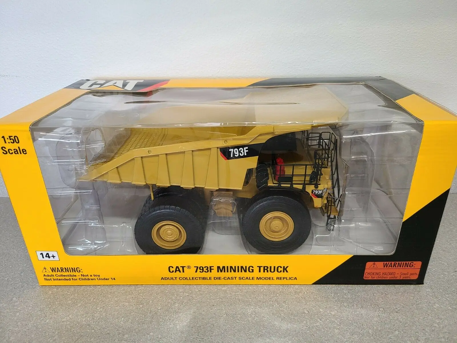 Norscot Caterpillar Cat 793F Mining Dump Truck 1:50 Scale Die-Cast Model #55273