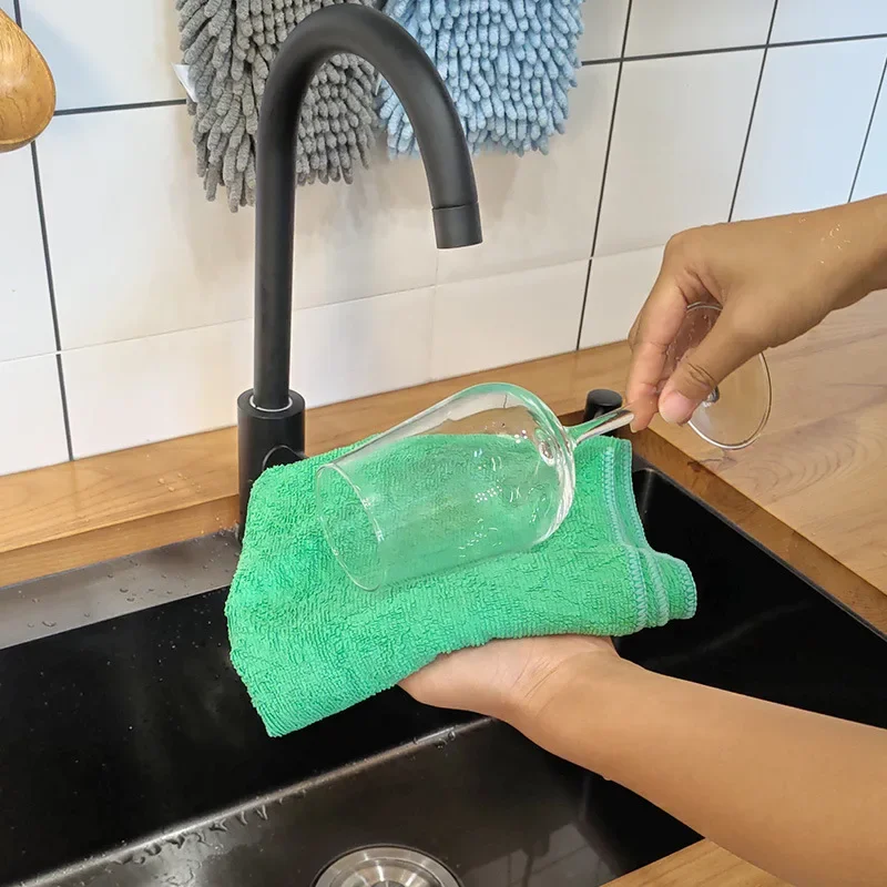 Premium Microfiber Cleaning Cloth Set - 5 Pack, 30x30cm, Multi-Color, Versatile Towels for Home, Kitchen, and Auto Care