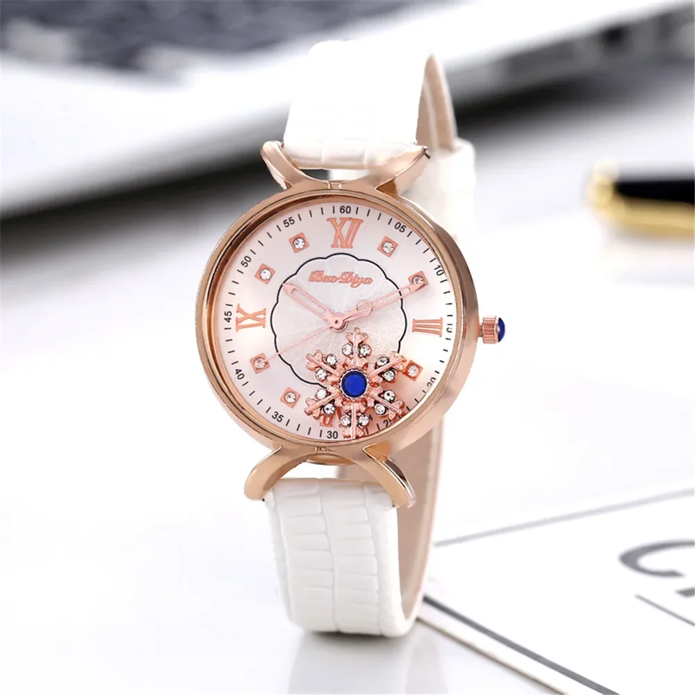 

Luxury Fashion Women Watches Qualities Diamond Ladies Quartz Leather Wristwatches with Rome Mobile Snowflake Dial Woman Clock