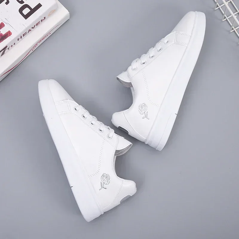 Baskets Blanches Brodées en Cuir PU pour Femme, Chaussures Décontractées, Respirantes, à Fleurs, à Lacets, Nouvelle Collection 5