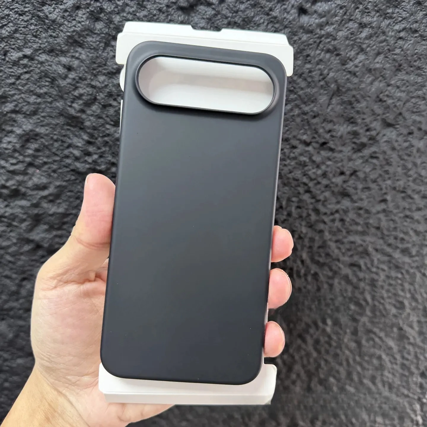 Ultra-Thin Solid Color Frameless Phone Case - Sleek and Shockproof Design