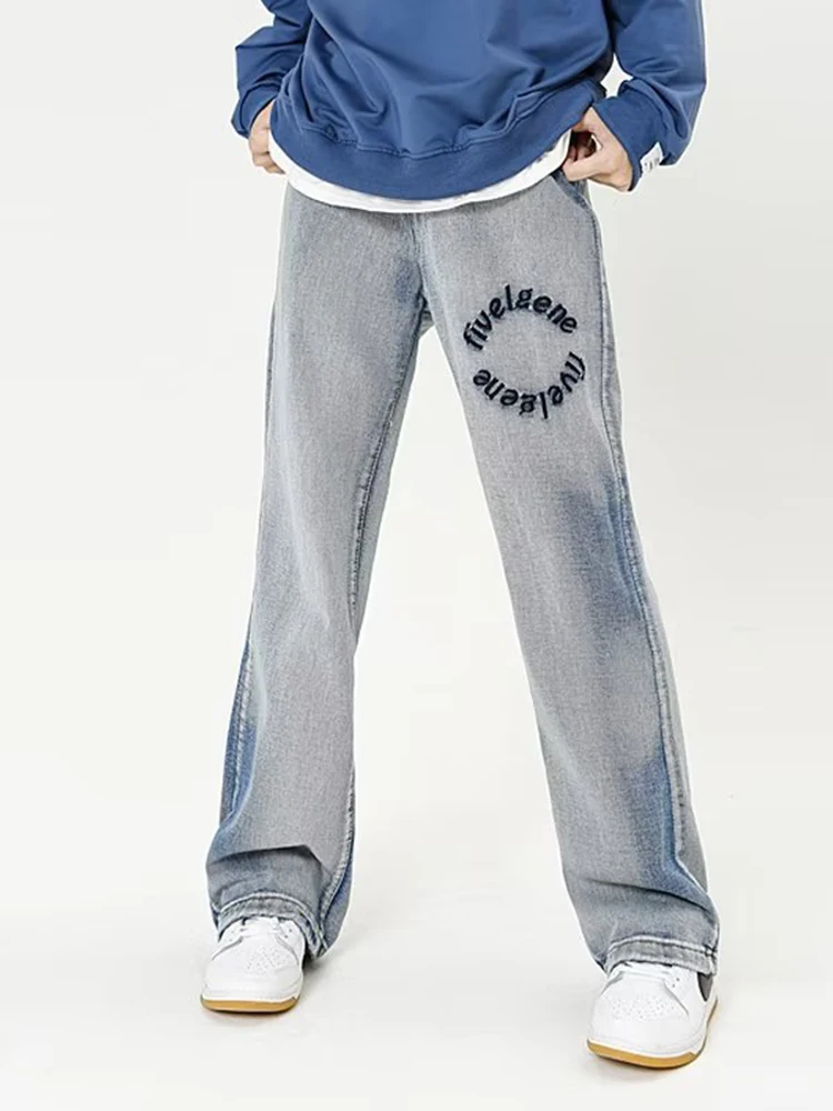 Рисунок 6 - Вышитые джинсы для мужчин