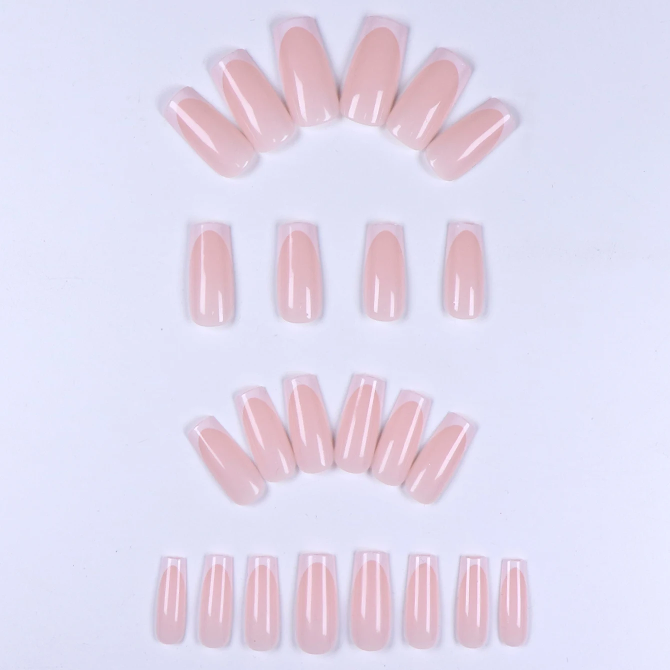 24 Stück/Set kurze, quadratische Kunstnägel für Frauen, süße Braut-Herz-weiße French-Tips, künstliche Nägel, Y2K, zum Aufkleben, falsche Nägel, Zubehör – Detail 5