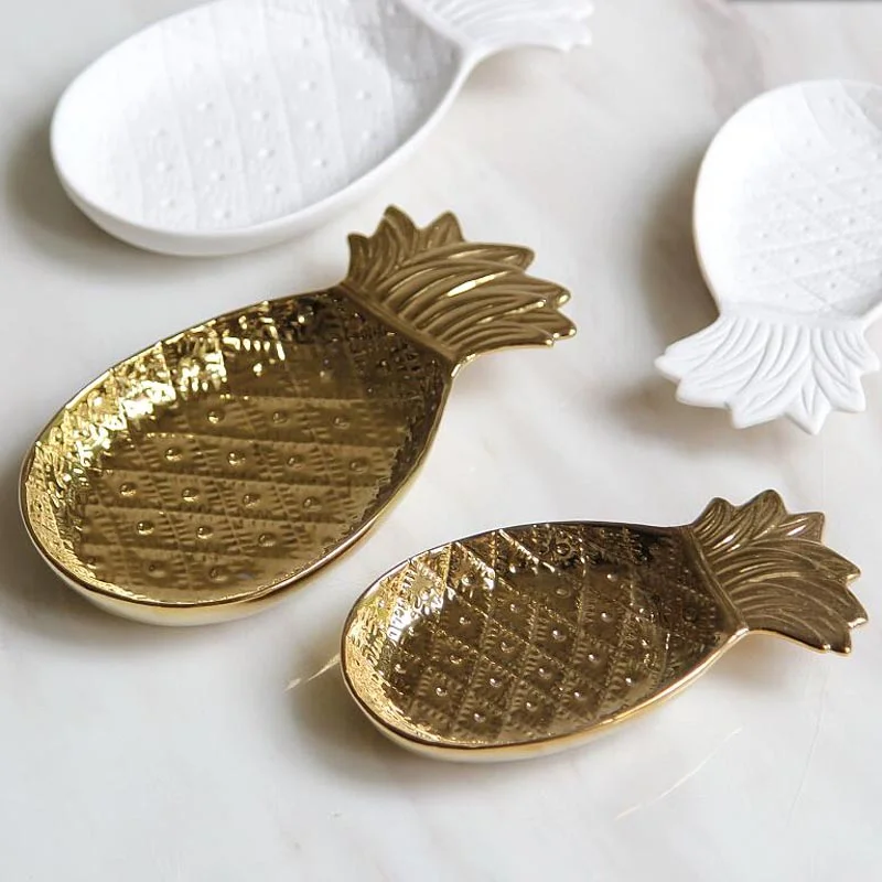 

Золотая тарелка с ананасами, декоративная тарелка, тарелка с фруктами, европейская простота и современность в деревенском стиле