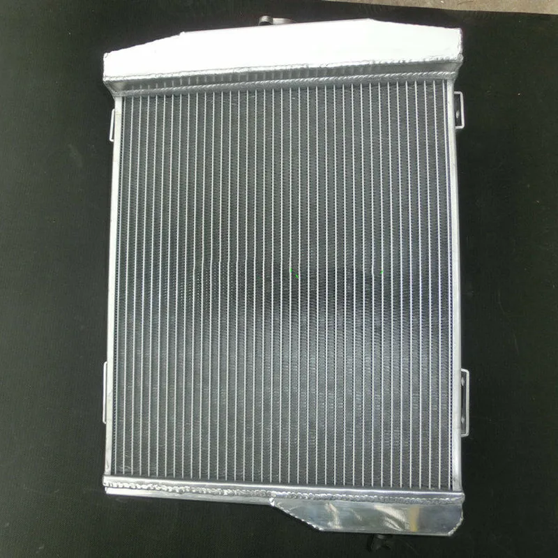 3RowAluminumRadiatorFor19591967AustinHealey3000MT19601961196219631964.jpg
