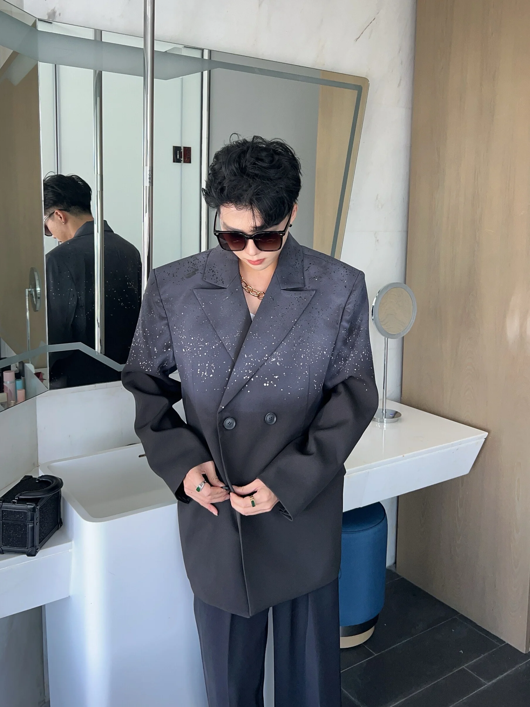 Slide image 1231092106fb4a379e5c842644f2ad44