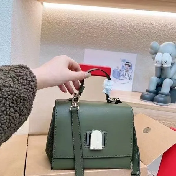 Luxury Brand Handbags for Women Y2k Women's One Shoulder Crossbody Bag Fashion Simple Clutche Party Leisure Exquisite Commuting