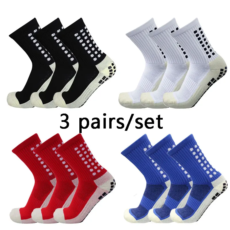 Starting Point Socks 3 pairs of anti-skid classic sports socks with adhesive points ...