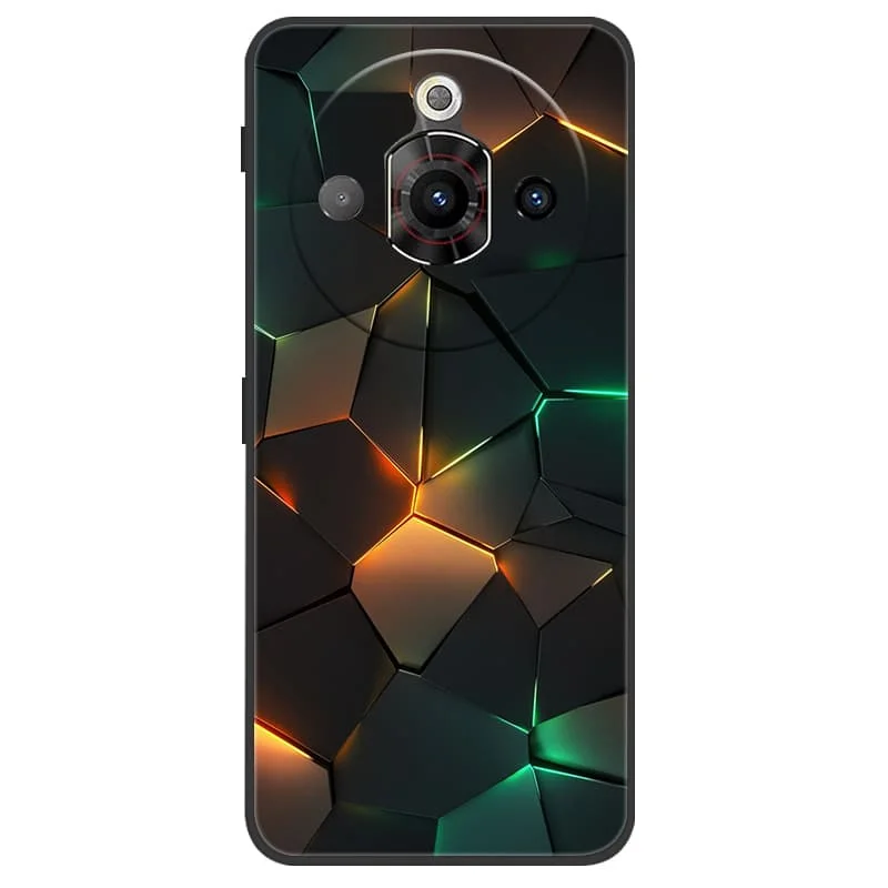 Astronaut Silicone Phone Case with Camera Protection - Stylish Back Cover  Coque