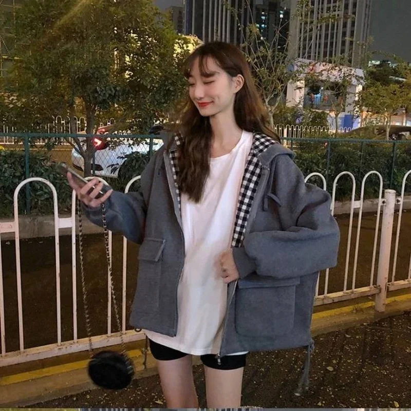 Рисунок 2 - Пальто женское в стиле пэчворк