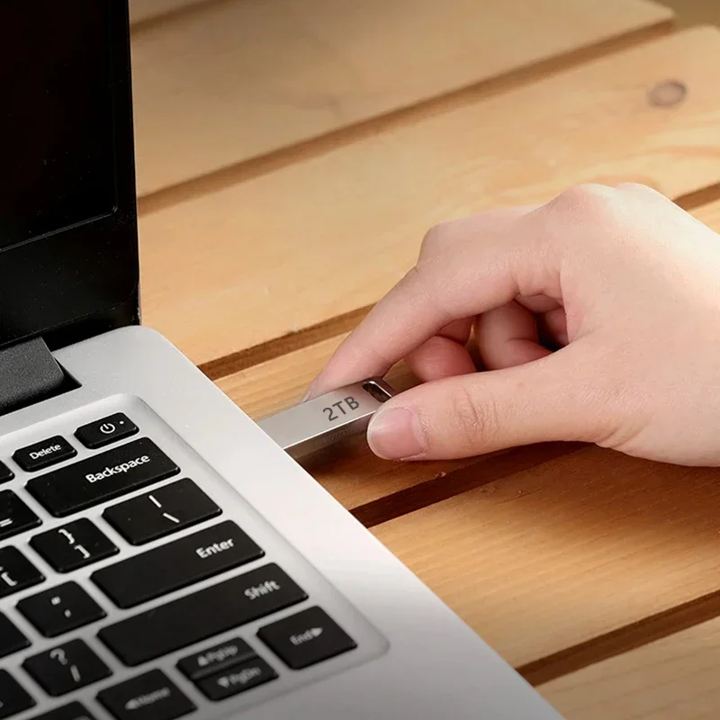 Ultra-Speed Waterproof Metal Flash Drive - High-Capacity Portable USB Storage