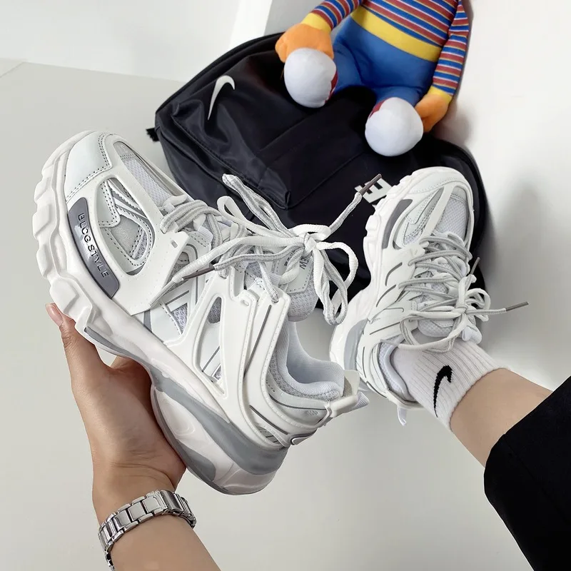 Chunky Running Shoes for Women 2024 Autumn Fashion Lace Up Jogging Trainers Couple Platform Tennis Shoes Zapatillas De Mujer 4