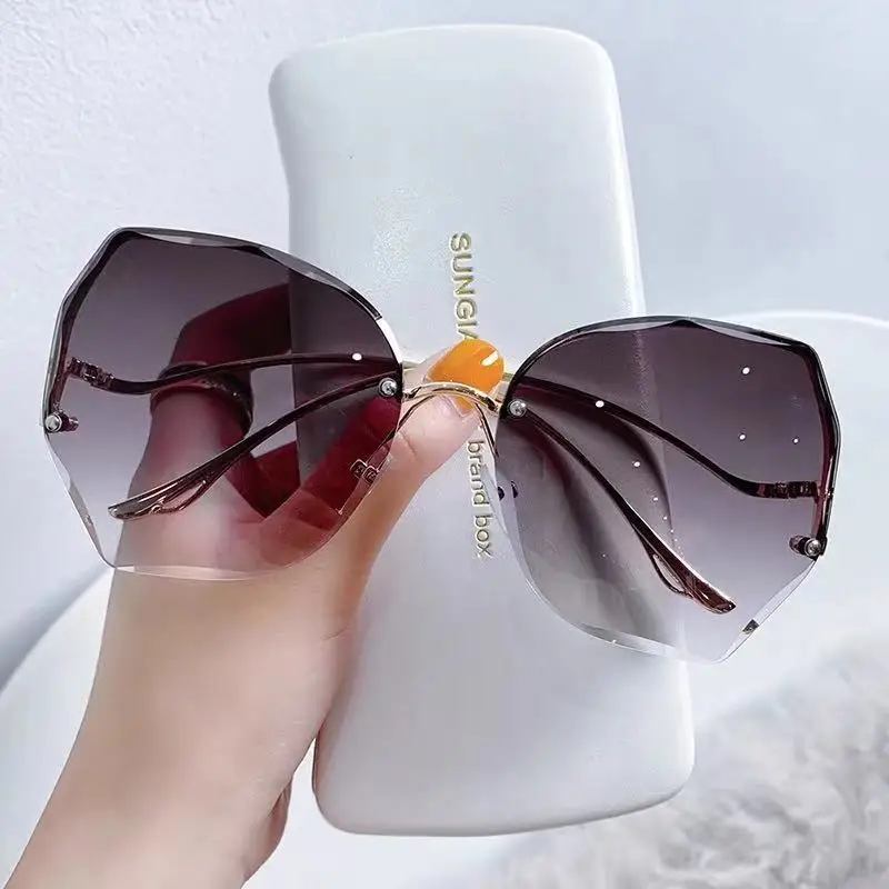 New Trimming Frameless Sunglasses Female Fashion Gradient Sunglasses Flower Sun Glassesfishing Glasses Cycling Glasses