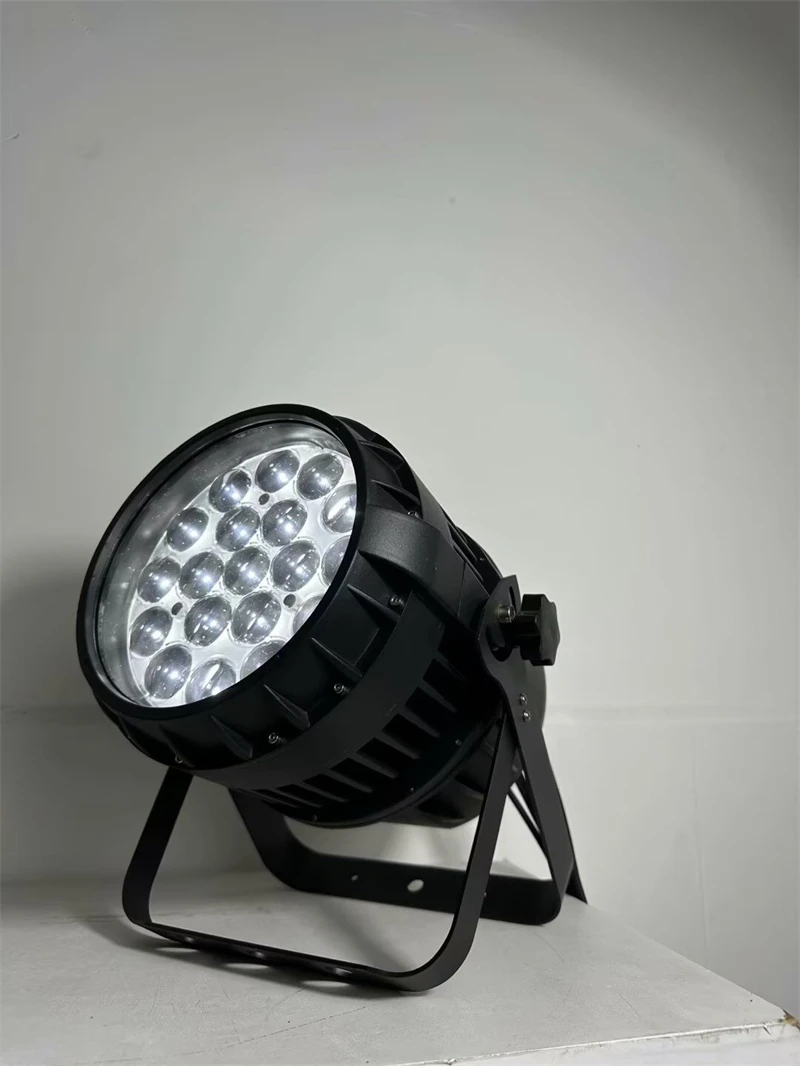 4 pieces Outdoor IP65 Waterproof Zoom LED Par Light 18*15W RGBWA led par light