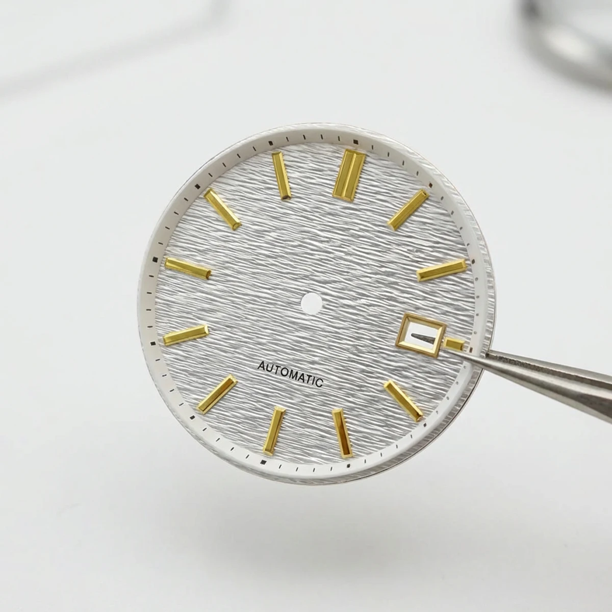 Transverse Stripe Texture Watch Dial - 33.5mm, No Logo