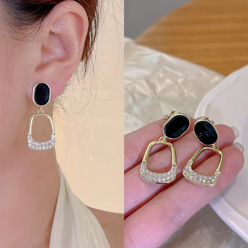 Jewelry for Women Trendy Fashion Ear Clips Luxurious Versatile Cute Earrings Elegant Clip Earrings