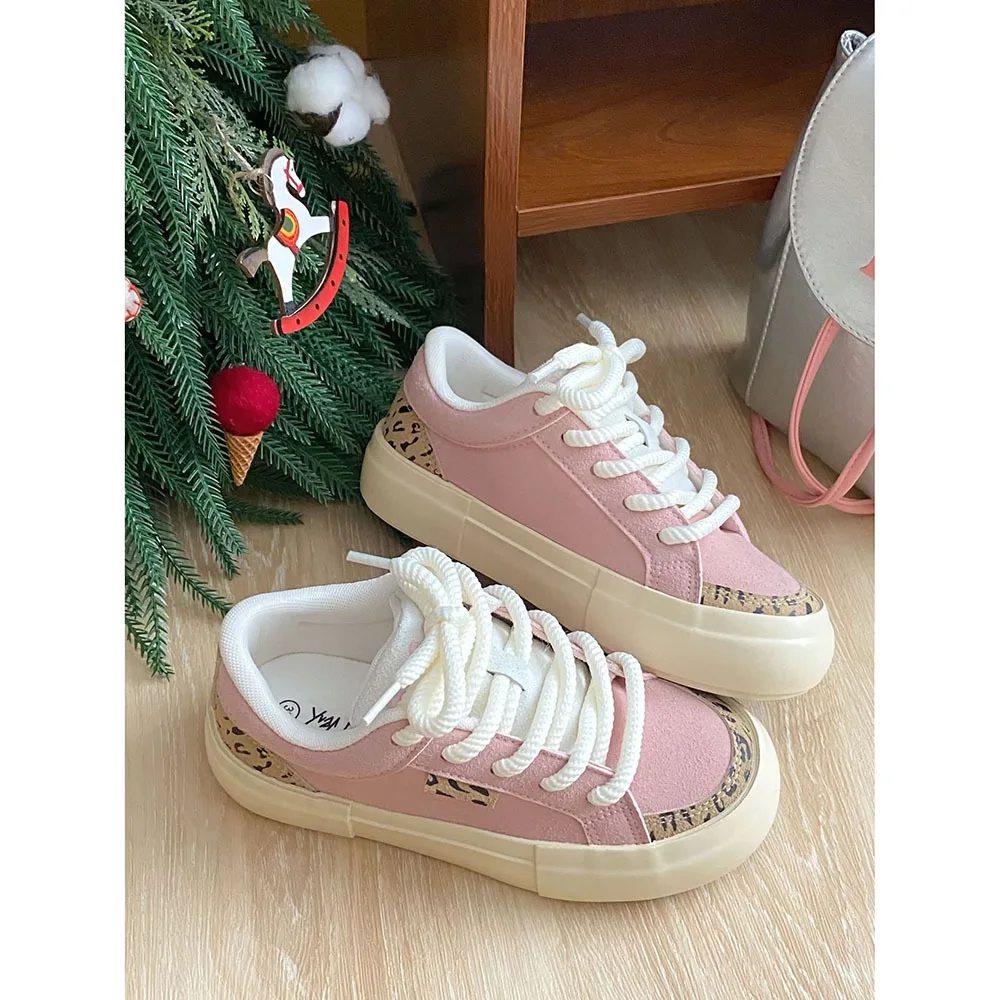 2024 Trendy Leopard Print Women Casual Shoes Soft Sole Comfortable Sports Shoes Lace Up Mixed Colors Top Women Shoes 24-168