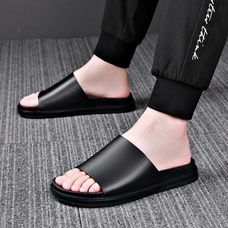 2025 New Genuine Leather Slippers Men Thick Soles Non-slip Flip