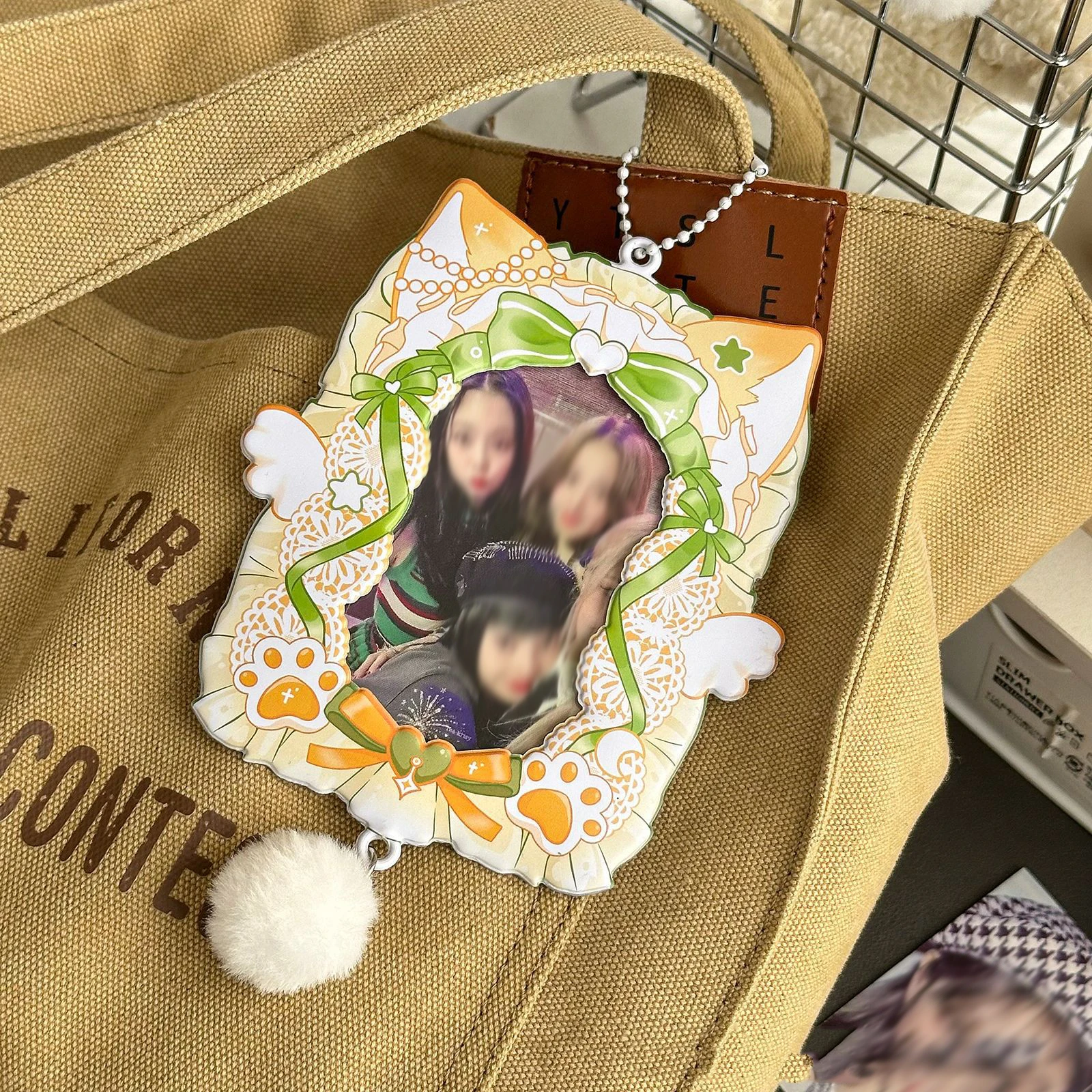 Kpop Photocard Holder with Keychain Y2K Kawaii Bow Photo Card Sleeves ID Badge Holder Card Protector 6
