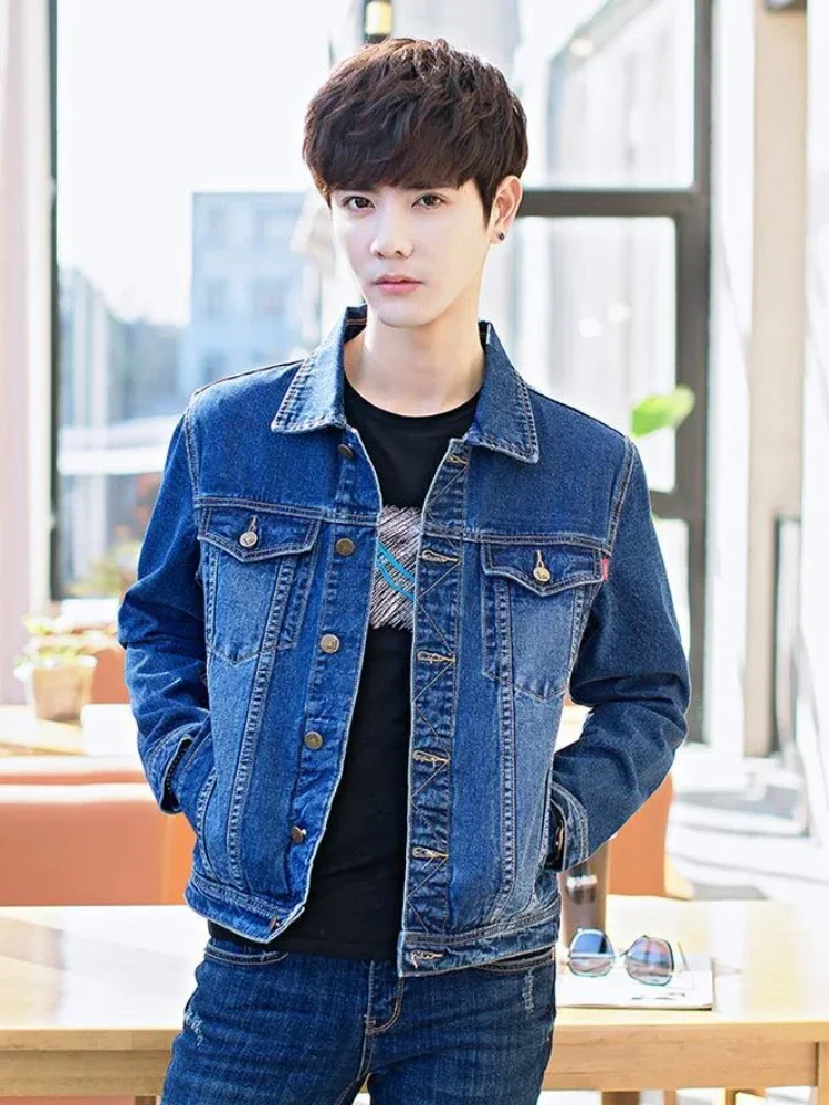 

Male Jean Coats Light Button Men's Denim Jacket Korea Slim Fit Worn Vintage Outwear Large Size Original Trendy Winter Outerwear