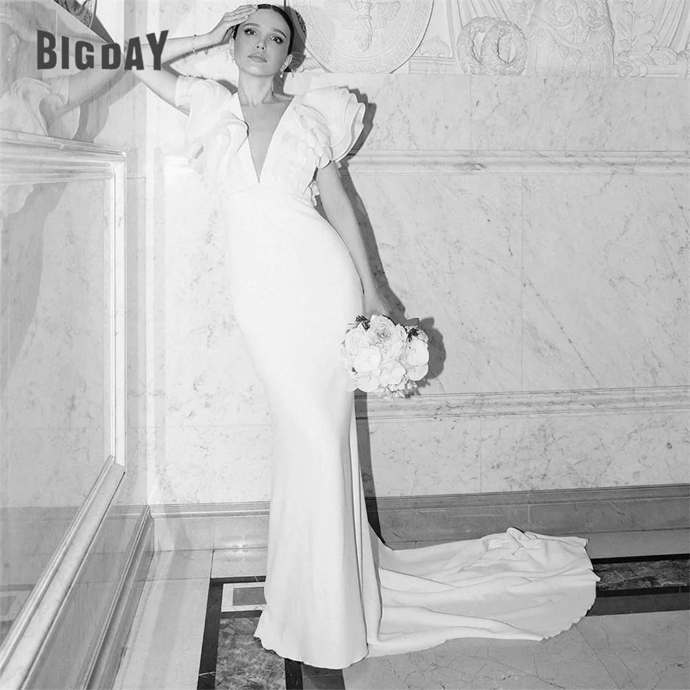 

Elegant Meramid Wedding Dresses Women V-Neck Illusion Back Satin Floor-Length Button Bridal Gown Sweep Train Vestidos De Noiva