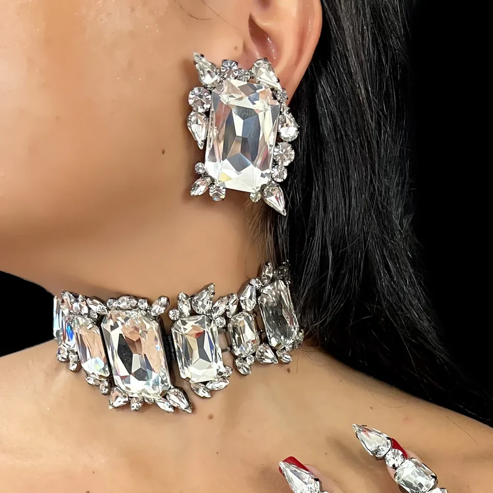 Set Di Gioielli Da Sposa In Foglia Doro In Stile Coreano: Orecchini A Fiore In Cristallo Con Strass, Fascia Collana Con Perle Finte La Festa Di Nozze Da 7,02 € | DHgate