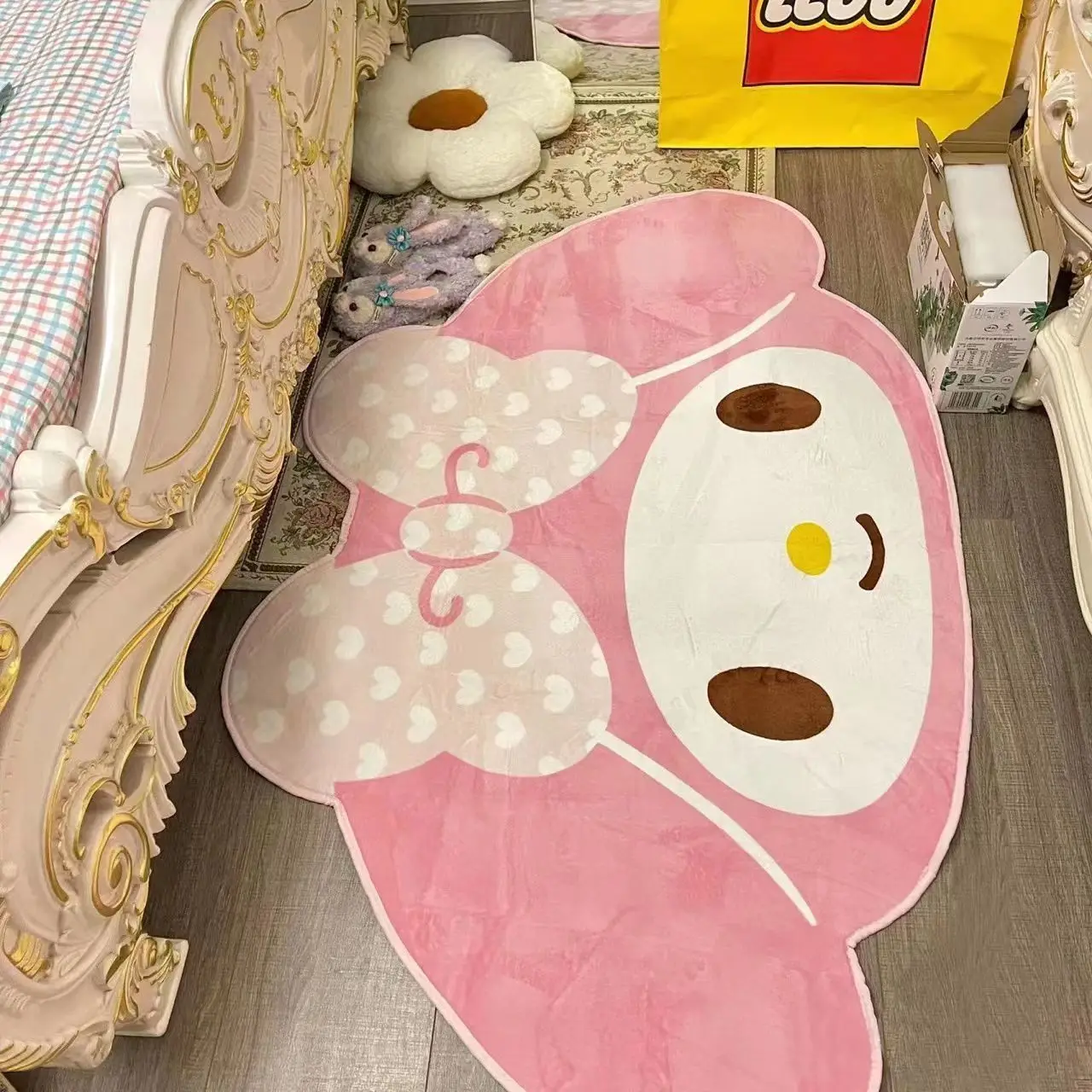 

Sanrio Peripheral Melody Girly Heart Carpet Home Bedroom Bedside Blanket Cute Room Ins Style Floor Mat Dressing Table Foot Mat