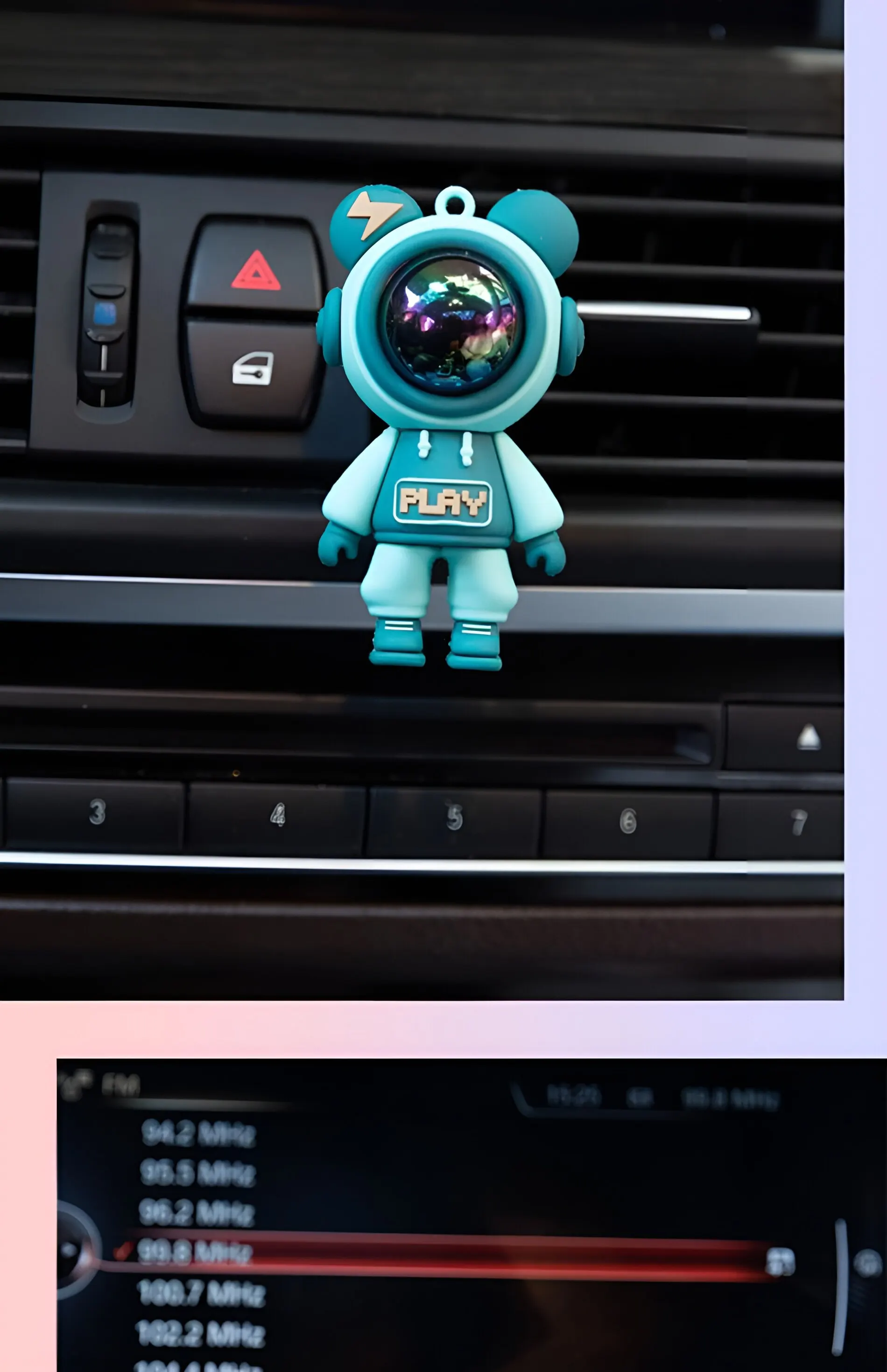 Car decoration accessories Lightning Violent Bear Doll Outlet Perfume Clip Cartoon Astronaut Car Chain Couple Bag Pendant Creative Auto Accessories