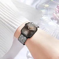 Bracelet magnétique en nylon pour Apple Watch Series 11 10 SE 9 8 7 6 5 4 3 45mm 46mm 42mm 41mm 40mm Sport pour iWatch 5