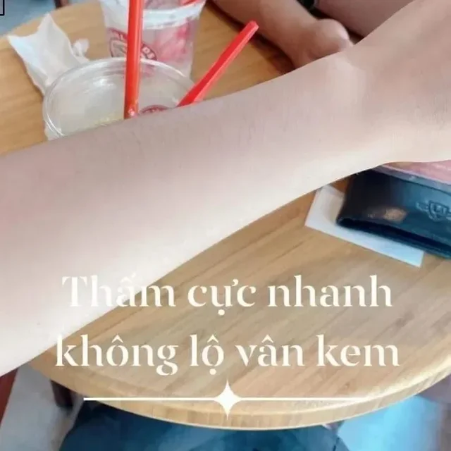 kem corpo kaki trng arbutina 3c3 hhàng thai, dòng kem d Suung trng nhanh chuyên sâu cho bn làn da trng sáng hn 5