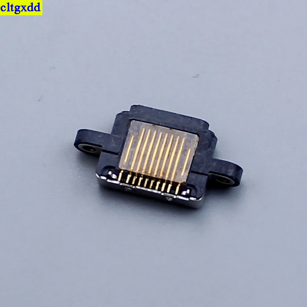 High-Quality USB Charger Connector Plug Socket with Micro Jack Accessories