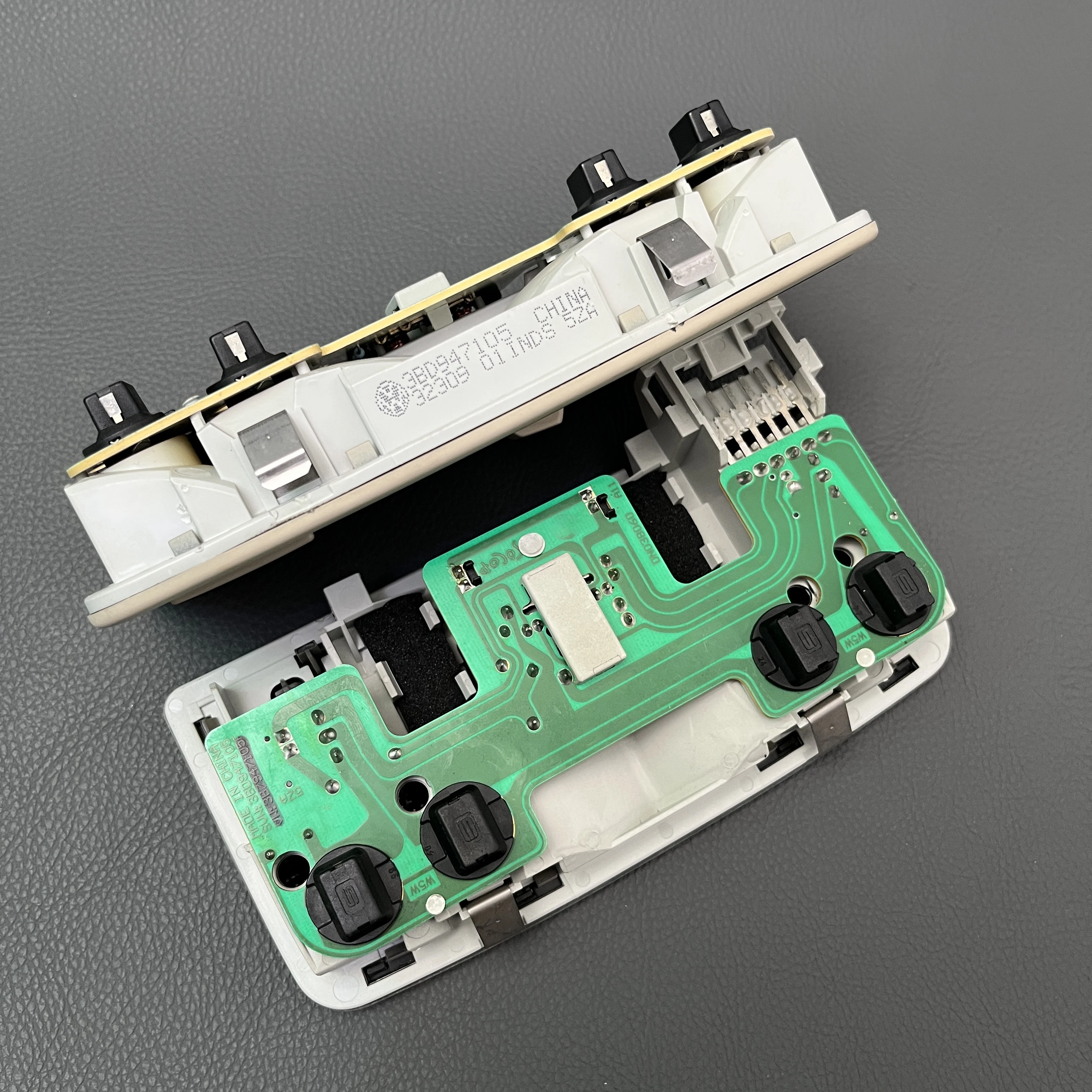 �Ļ�Ʈ B5 2006-2011 ������ �� ������ ������, ������ ����ġ ������ ����, �ڵ��� ���׸��� �� ����Ʈ, 3BD 947 105 3BD947105