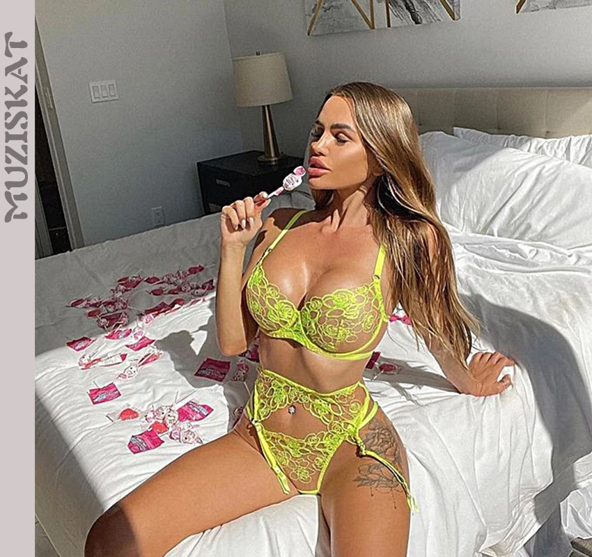 

French Embroidery Lingerie Sexy Women Bra and Panty Set Transparent Underwear Luxury Floral Lace Underwire Garter Lingerie Set