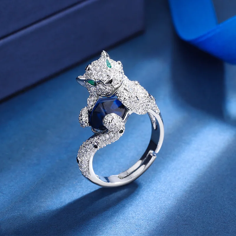 

European and American Fashion Leopard Ring Female Senior Sense Design Personality Animal Modeling Full Drill Open Ring Figurines