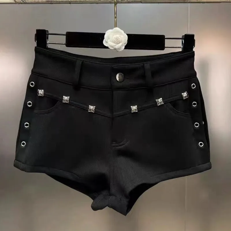 

BORVEMAYS Winter New Black All-match Shorts High Waist Solid Color Metal Rivet Fashion Trend Pants Women 2024 WZ7591