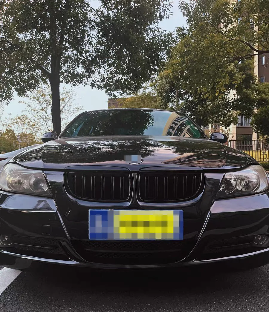 E90-Grill, vorderer Nierengitter für BMW 3er 2005–2008, E90 E91, Doppellatten, glänzend schwarze Grills – Detail 8