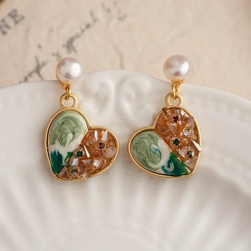 

Light luxury vintage enamel love heart natural freshwater pearl earrings for women