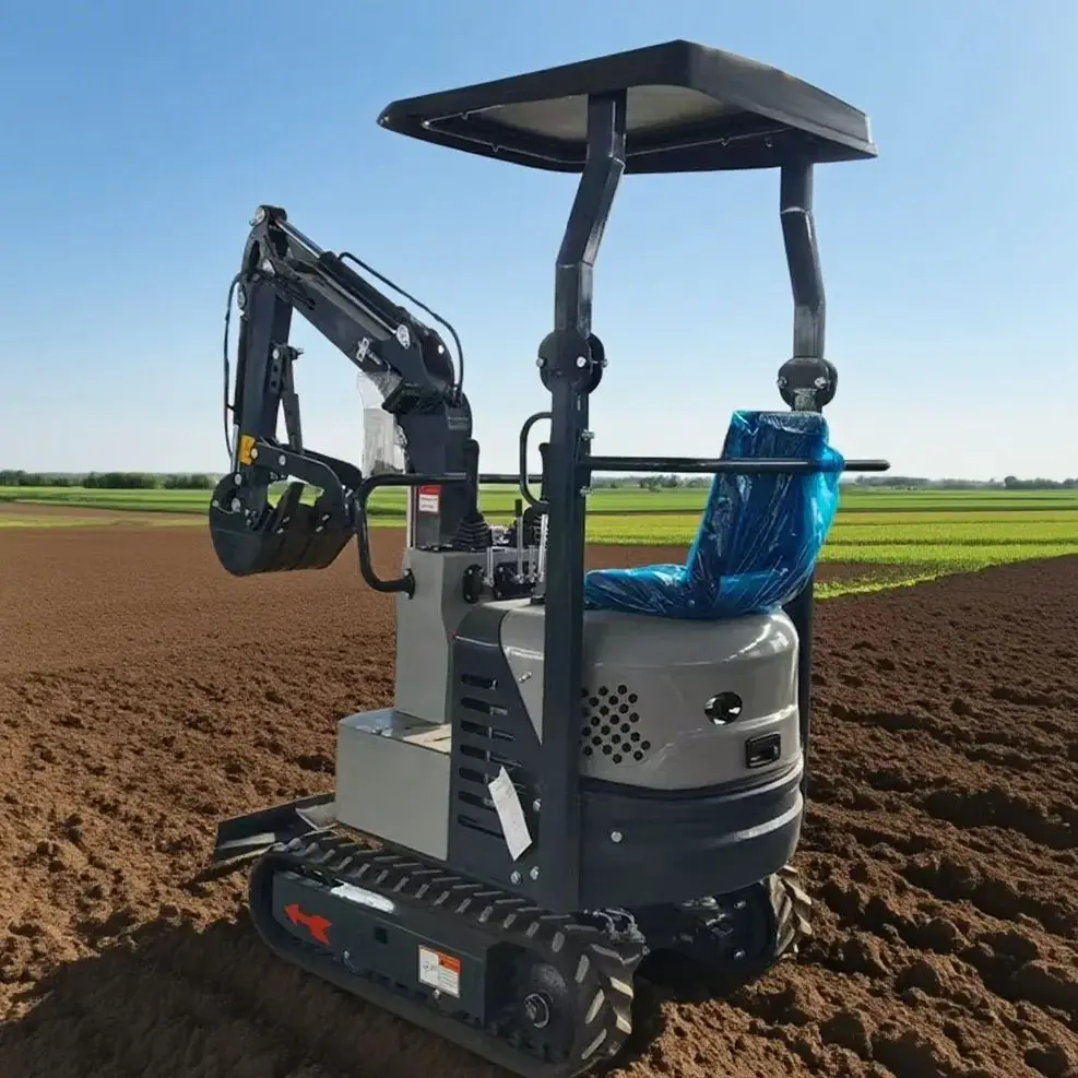 1.2 ton Chinese compact micro excavator. The small excavator is easy to operate 1