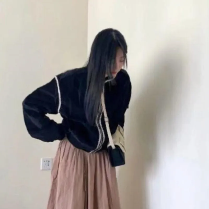 Retro Black White Color Block Shoulder Bags Women Leather Stitching Large Capacity Crossbody Bag Ladies Elegant Square Bag 2025