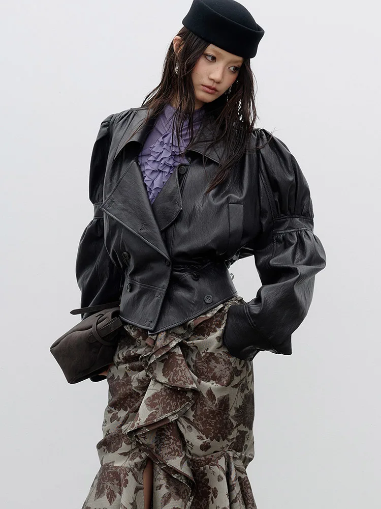 [EAM] Vintage PU Leather Cropped Jacket New Lapel Long Puff Bubble Sleeve Women Coat Fashion Tide Spring Autumn 2026 1DJ9713